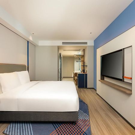 Holiday Inn Express Taizhou City Center By Ihg Экстерьер фото