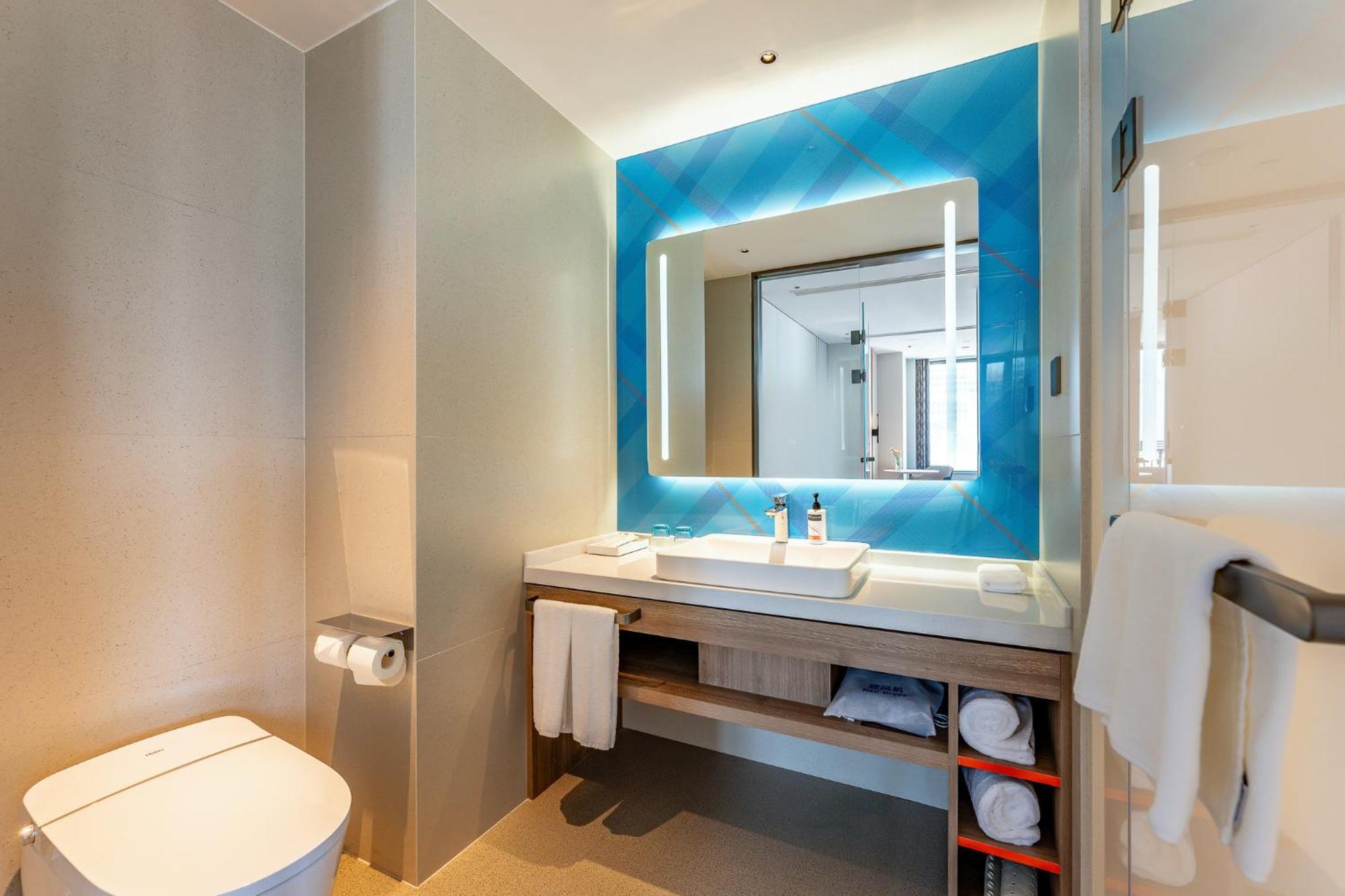 Holiday Inn Express Taizhou City Center By Ihg Экстерьер фото